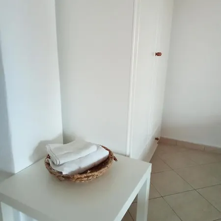 Akrogiali Apartment *